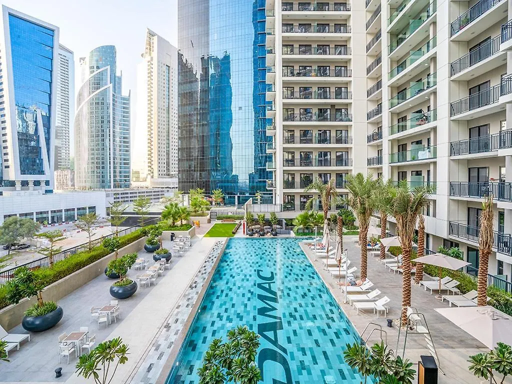 Spacious & Fully Furnished 1Br In Zada 迪拜